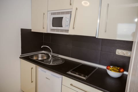 Superior Apartment, 1 Bedroom, Terrace, Sea View | Private kitchenette | Fridge, microwave, espresso maker, coffee/tea maker