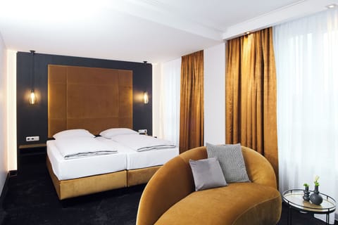 Junior Studio Suite | Minibar, in-room safe, soundproofing, free WiFi