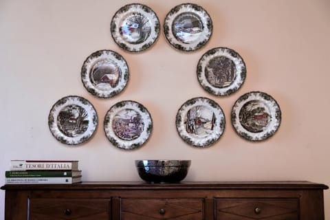 Double Room | Minibar, in-room safe, desk, iron/ironing board