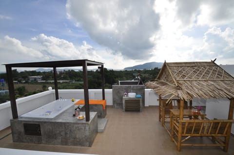 Penthouse Apartment | Terrace/patio