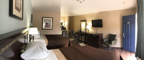 2 Queen Beds, Non-Smoking Room | Egyptian cotton sheets, premium bedding, down comforters, desk