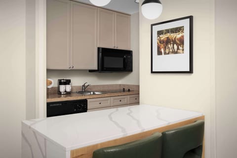 Suite, 2 Bedrooms, Non Smoking | Private kitchen | Full-size fridge, microwave, stovetop, dishwasher