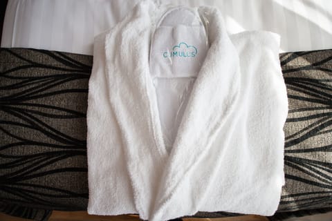 Superior Double Room Single Use | Room amenity