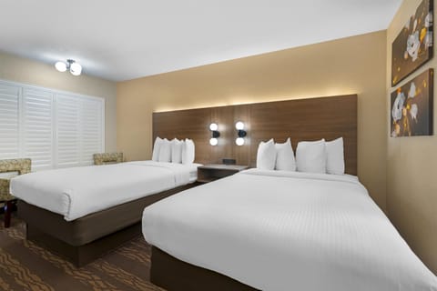 Standard Room, 2 Double Beds, Non Smoking, Refrigerator & Microwave | Desk, iron/ironing board, free cribs/infant beds, rollaway beds