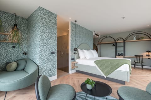 Superior Double Room, Balcony, Corner | In-room safe, iron/ironing board, cribs/infant beds, free WiFi