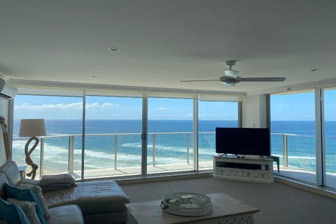 Apartment, 2 Bedrooms (Absolute Beach Front) | Living area | Flat-screen TV