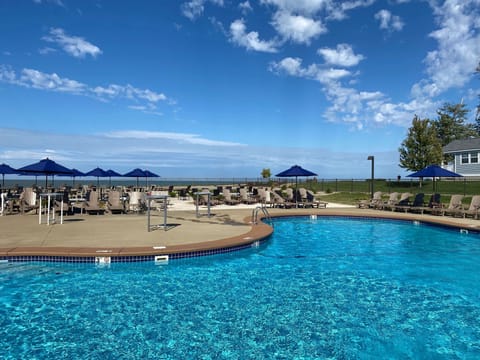 Indoor pool, seasonal outdoor pool