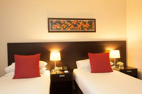 Deluxe Room, 1 King Bed | Blackout drapes, iron/ironing board, free WiFi, bed sheets