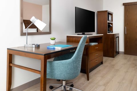 In-room safe, individually decorated, individually furnished, desk