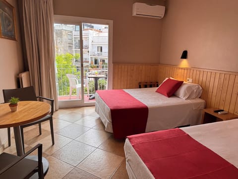 Standard Double Room, Balcony | In-room safe, desk, iron/ironing board, free WiFi