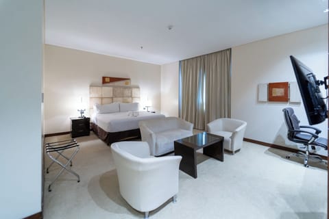 Suite, 1 Bedroom | Premium bedding, down comforters, Select Comfort beds, minibar