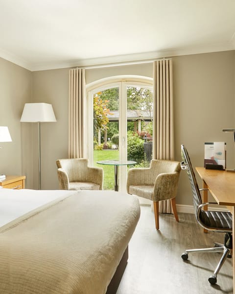 Standard Double Room | In-room safe, individually decorated, desk, iron/ironing board