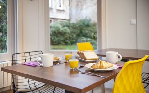 Daily buffet breakfast (EUR 16 per person)