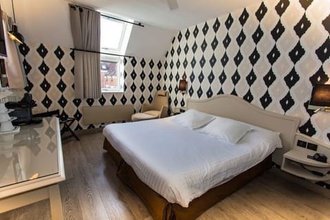 Double Room Single Use | 1 bedroom, premium bedding, in-room safe, desk