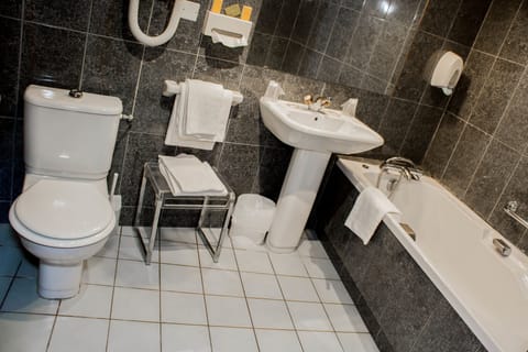 Double Room, Bathtub | Bathroom | Free toiletries, hair dryer, towels, soap