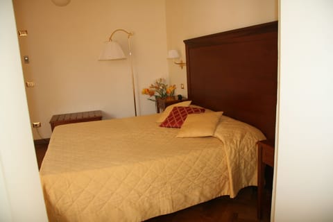 Standard Double or Twin Room | 16 bedrooms, down comforters, minibar, in-room safe