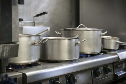 Breakfast, lunch, dinner served; French cuisine, alfresco dining