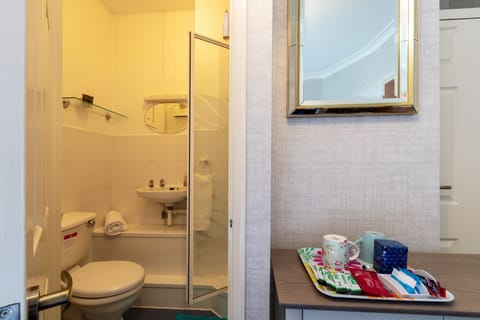 Comfort Single Room, Ensuite (Room 7) | Bathroom