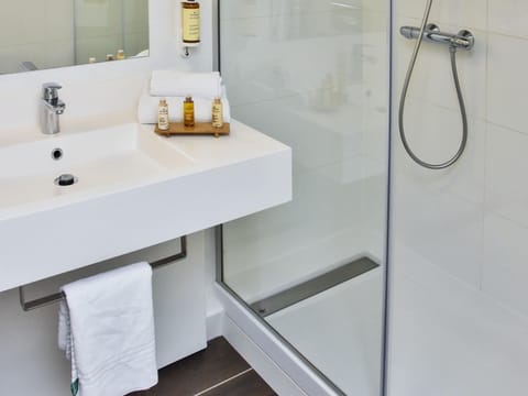 Privilege, Duplex, 1 Double Bed, Partial Sea View | Premium bedding, minibar, in-room safe, desk