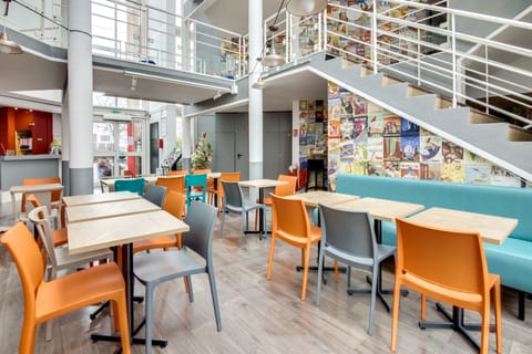 Daily buffet breakfast (EUR 5.90 per person)