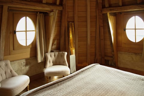 Les Privilèges | Hypo-allergenic bedding, minibar, in-room safe, individually decorated