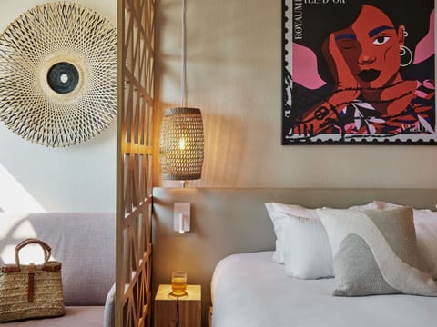 Privilege, Room, 1 Double Bed, Sea View | Premium bedding, in-room safe, desk, laptop workspace