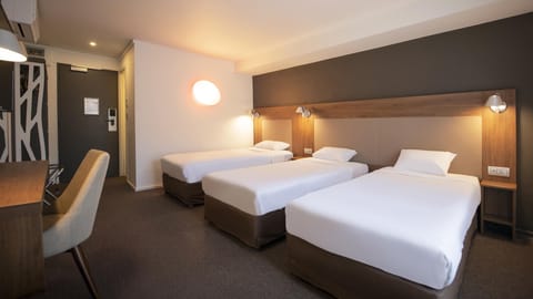 Standard Room, 3 Twin Beds | 1 bedroom, premium bedding, desk, laptop workspace