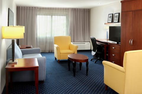 Suite, 1 Bedroom | Premium bedding, in-room safe, desk, iron/ironing board