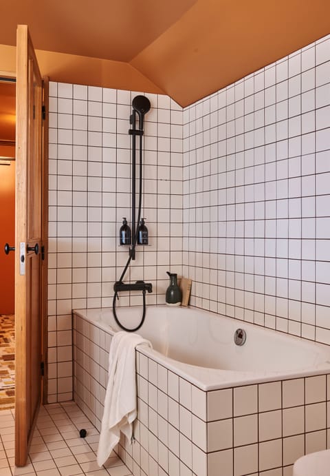 Family Room, Multiple Beds | Bathroom | Hair dryer, towels