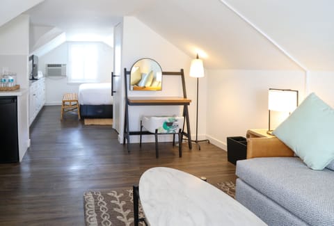 Suite, 1 King Bed (Living Area) | Premium bedding, in-room safe, individually decorated