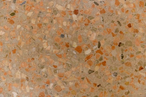 Single Room | Minibar, in-room safe, desk, iron/ironing board