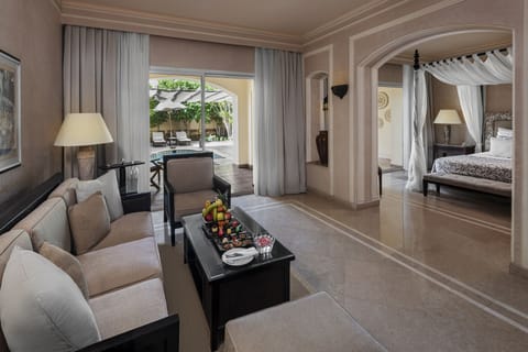 Royal Suite, 1 Queen Bed, Private Pool (Adult Only) | 1 bedroom, Egyptian cotton sheets, premium bedding, pillowtop beds