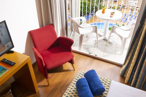 Double Room, Balcony | Desk, free WiFi, bed sheets