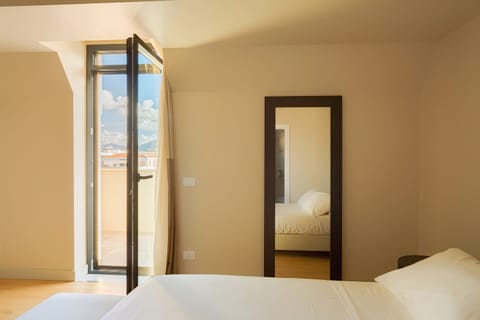 Deluxe Double Room, Balcony | Minibar, in-room safe, desk, soundproofing