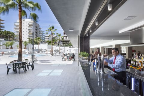 Poolside bar