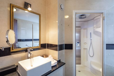 Royal Suite, 1 King Bed, Jetted Tub | Bathroom | Separate tub and shower, free toiletries, hair dryer, towels