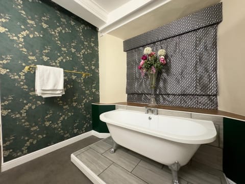 Double Room, Ensuite | Room amenity