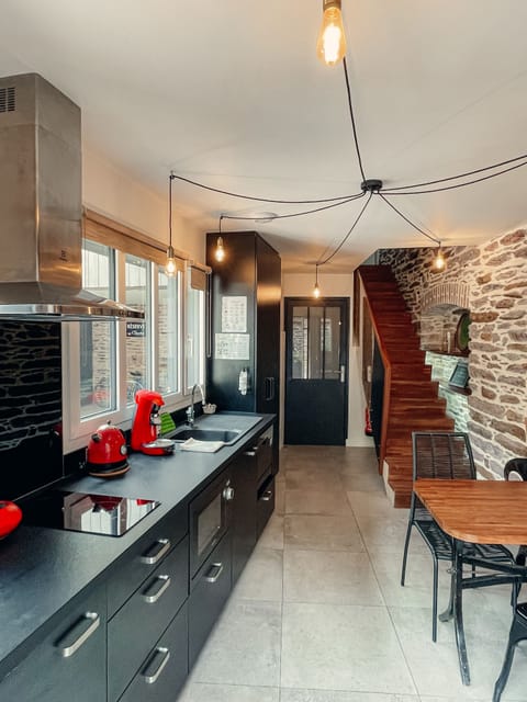 Private studio with terrace | Private kitchen | Coffee/tea maker, electric kettle