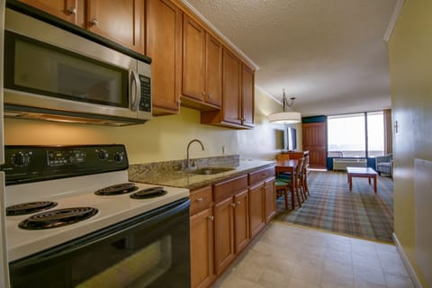 Suite, 1 Bedroom, Kitchen (Castle North with Balcony) | Private kitchen | Fridge, microwave, coffee/tea maker