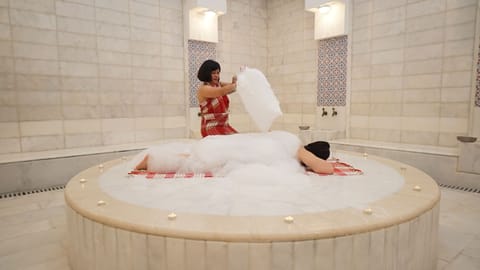 Turkish bath, body treatments, aromatherapy, hot stone massages