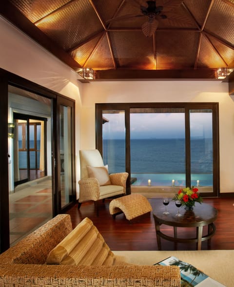 Beachfront Pool Villa | Minibar, in-room safe, desk, blackout drapes