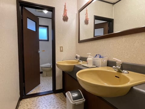 Japanese Style Room for 10 People, Shared Bathroom | Bathroom | Separate tub and shower, free toiletries, slippers, towels