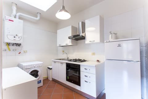 Apartment, 2 Bedrooms | Private kitchen | Full-size fridge, microwave, electric kettle, cookware/dishes/utensils