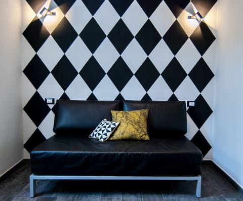 Suite | Living area | Flat-screen TV