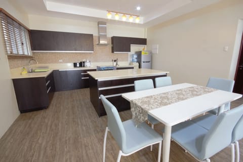 Grand Suite | Private kitchenette | Fridge