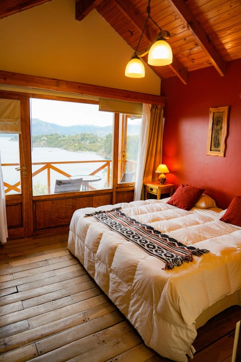 Cabin, Lake View | Egyptian cotton sheets, premium bedding, down comforters, pillowtop beds