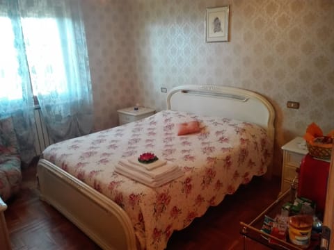 Family Room, 2 Bedrooms, Balcony, Courtyard Area | Premium bedding, down comforters, blackout drapes, iron/ironing board