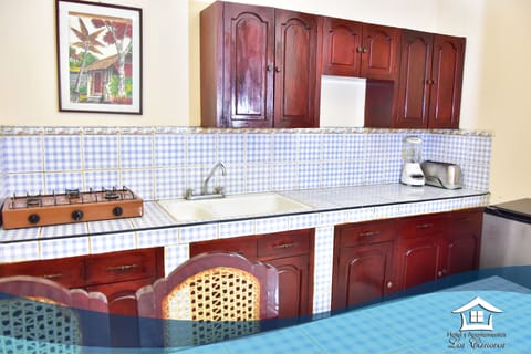 Apartamento doble con aire acondicionado. | Private kitchen