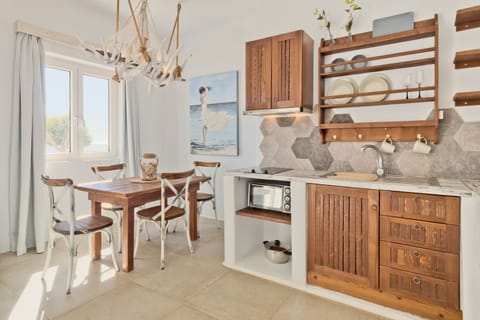 One Bedroom Bungalow with Sea View | Private kitchen | Full-size fridge, oven, stovetop, espresso maker