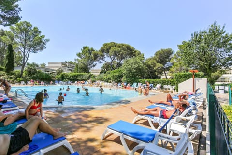 Seasonal outdoor pool, sun loungers